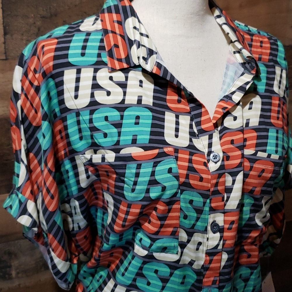 🔥3 for $15🔥 Button Down "Amy" Lularoe Top